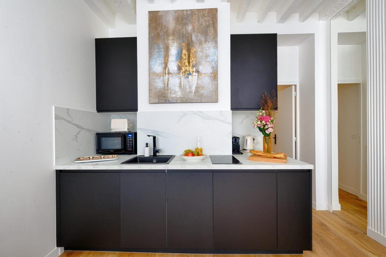Appartement Design Ile St Louis - Welkeys Paris Exterior foto